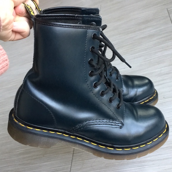 ankle boots doc martens